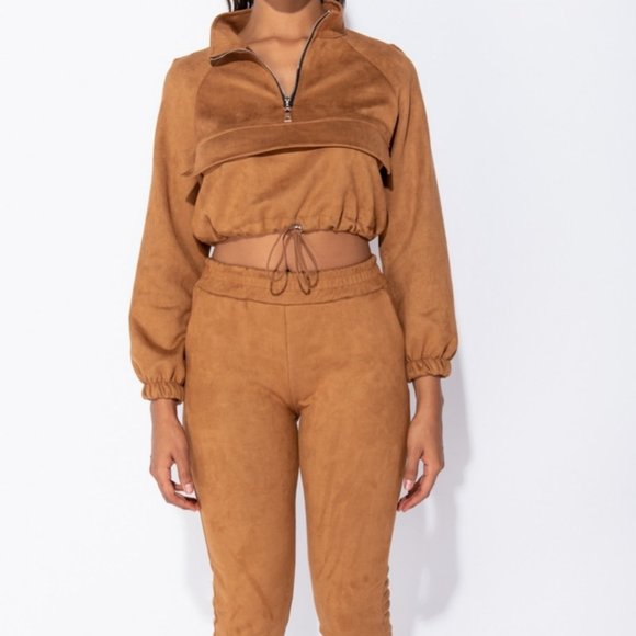 Persuade Me Jogger Set | Camel - Picture 2 of 6